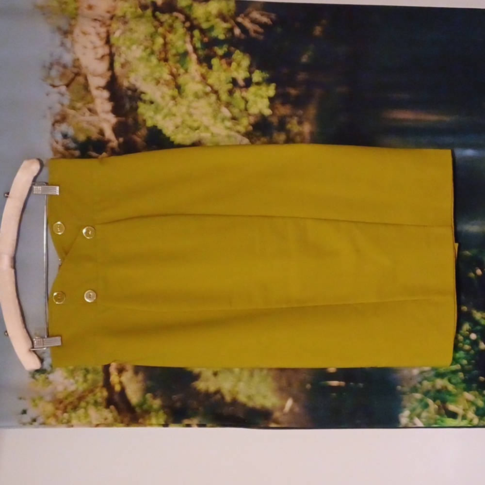 NY&Company High-waisted pencil skirt.